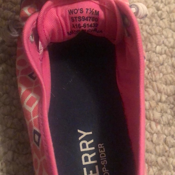 Women’s Sperry shoes - Picture 7 of 9